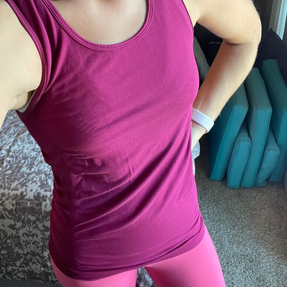 Fabletics Kathie Seamless Ruched Tank - Picture 3 of 5